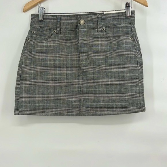 New AE plaid mini skirt academia size 4 plaid - Picture 1 of 10